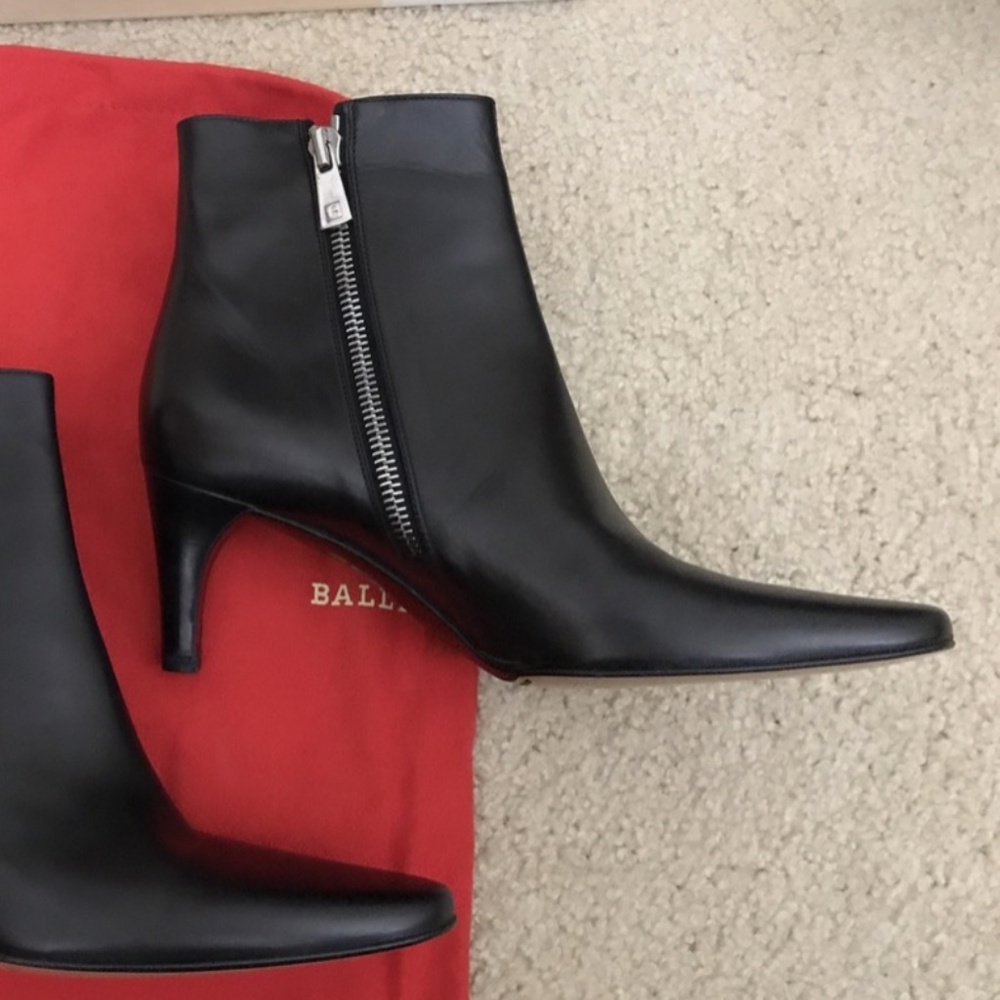 BALLY Black Leather Ankle Boots Shoes Sz 8.5